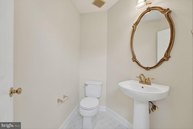 Photo - 6652 Debra Lu Way