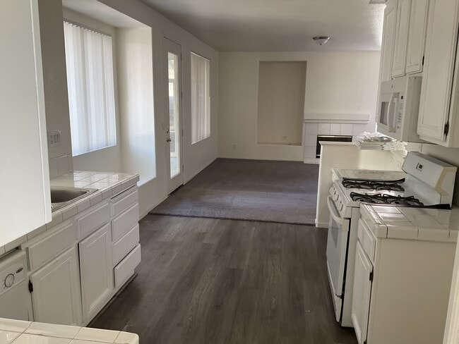 Photo - 4799 Zanzibar Ln