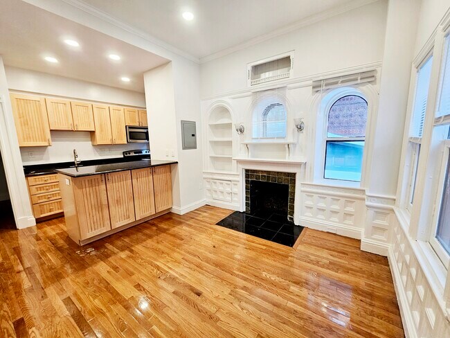 Photo - 197 Commonwealth Ave Unit 1