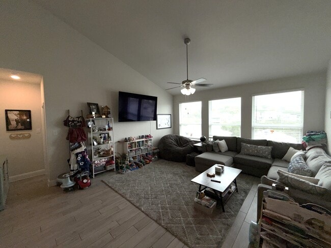 Photo - 303 Colorado Cyn