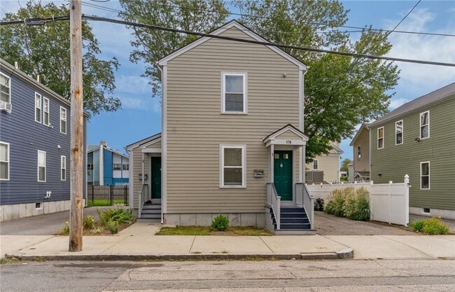 Building Photo - 176 Pavilion Ave Rental