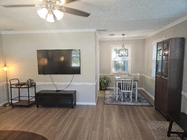 Photo - 4364 Bethwood Cir