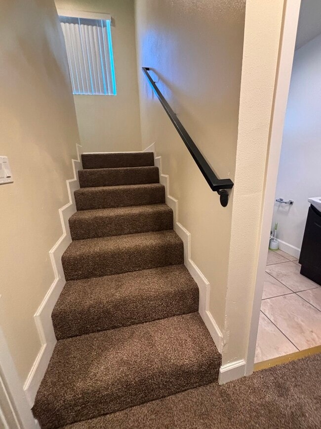 Photo - 426 W 109th Pl