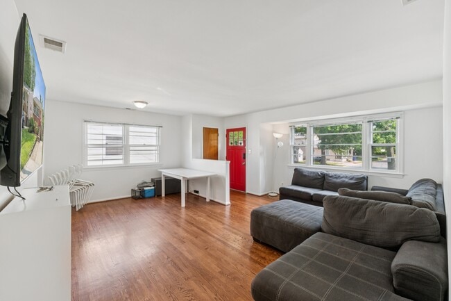 Photo - 4709 Norwich Rd