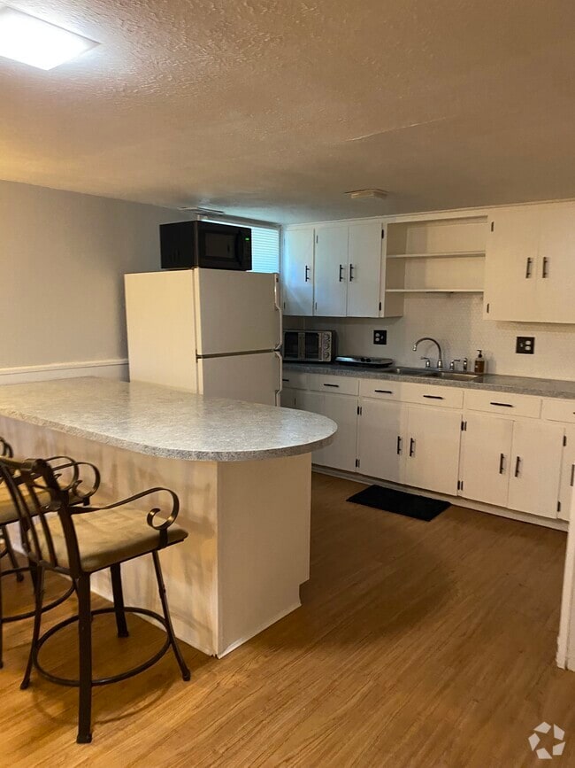 Building Photo - 2255 Gray St Rental
