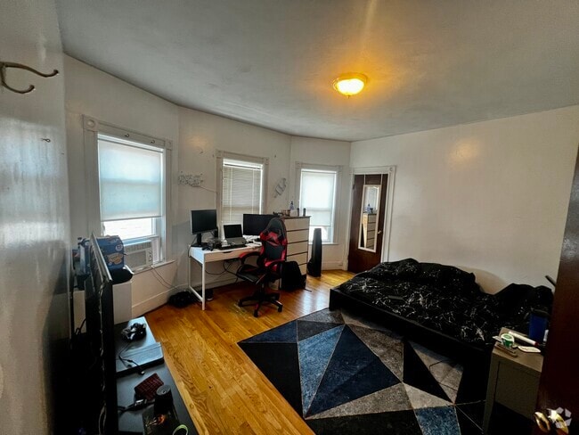 Building Photo - 20 Bynner St Unit 3 Rental
