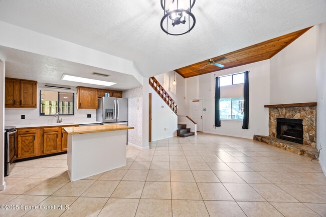 Photo - 123 Adams Ave