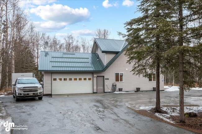 Photo - Well-Maintained, Chalet Style Home