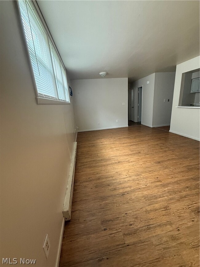 Photo - 640 Lakeside Dr Unit 3
