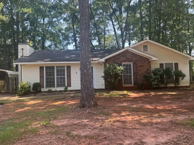 Building Photo - 228 Hearthstone Dr