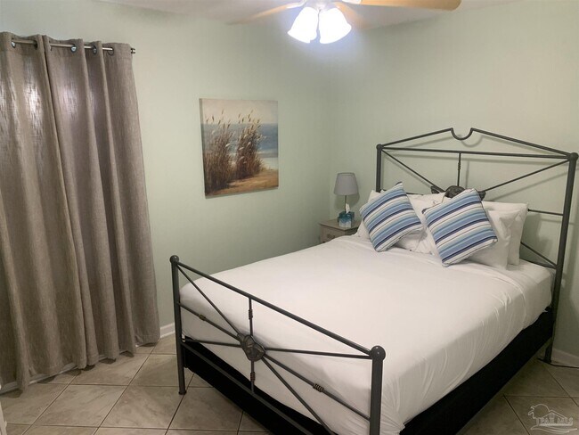 Photo - 2866 Villa Woods Cir