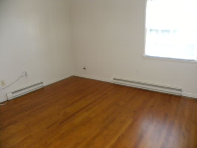 Photo - 8 Mosby Ct Unit 8 Mosby Court,  1