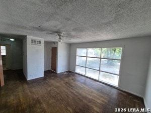Photo - 807 Weizmann St