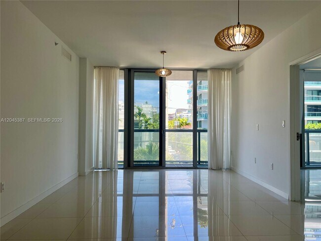 9940 W Bay Harbor Dr Unit 3B-N