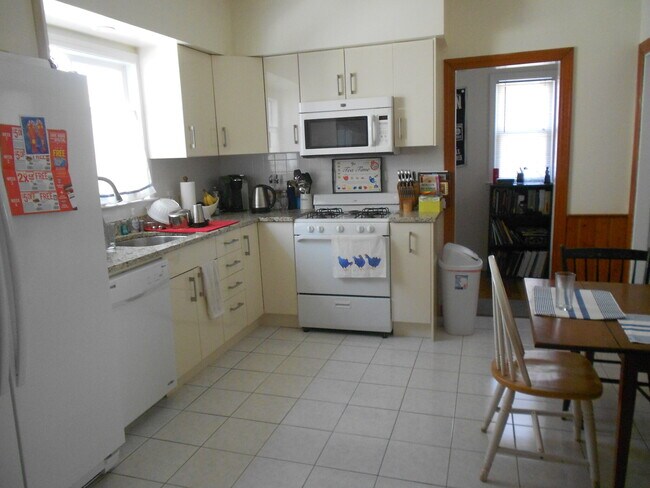 Photo - 65 Fairbanks St Unit 1