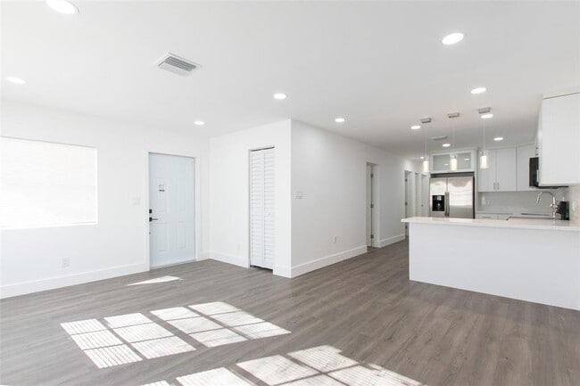 Photo - 2921 NW 25th St