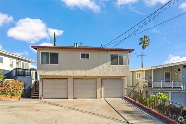 Building Photo - 839 Laurel Ave Rental