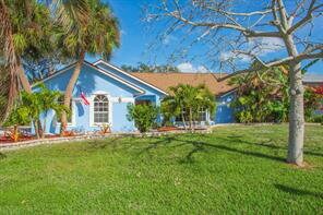 Photo - 956 Jackson Way