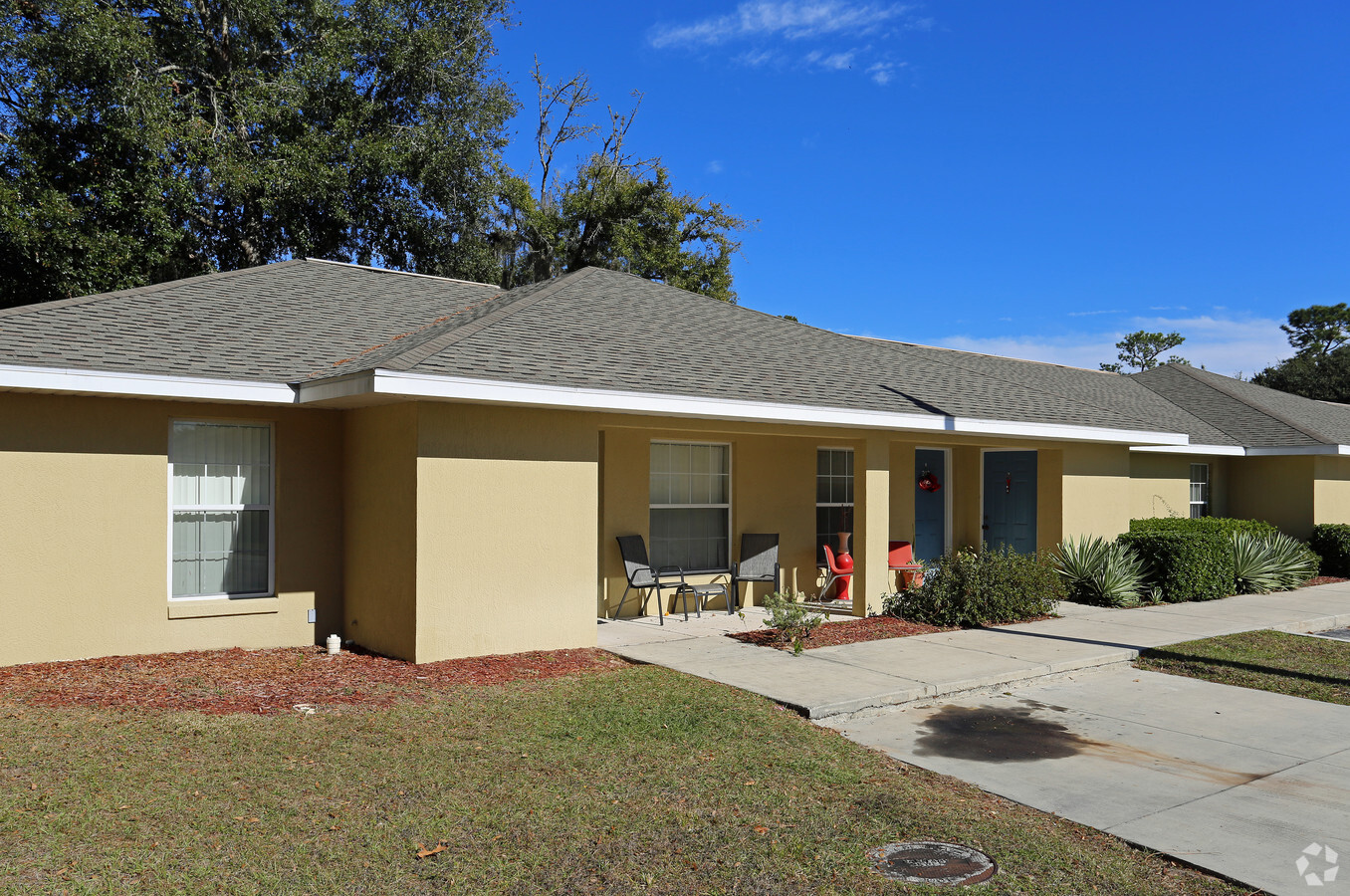 Elm Trace Apartments - Elm Trace Apartments