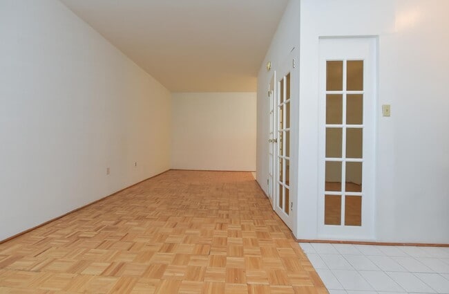 Photo - Spacious & Bright Junior 1 Bedroom at River Place East