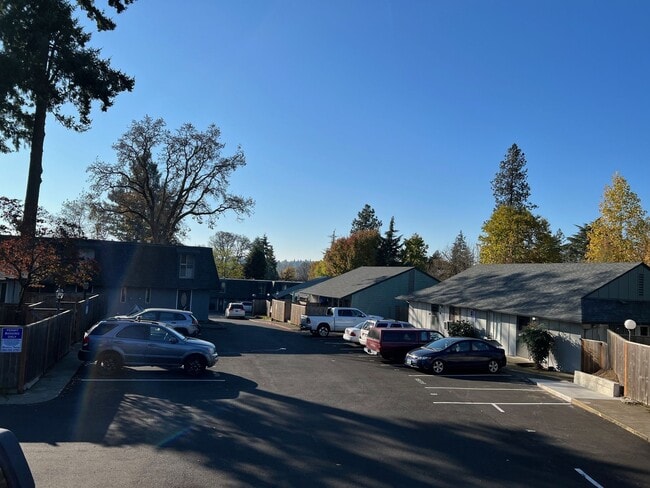 Photo - Beautiful townhome in the heart of Tigard ... Unidad 21