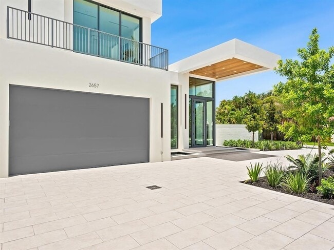 Photo - 2657 NE 34th St