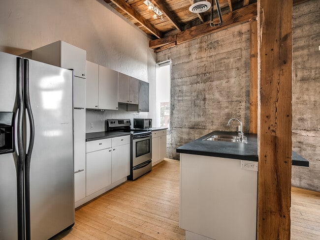 Photo - 222 East Main Street