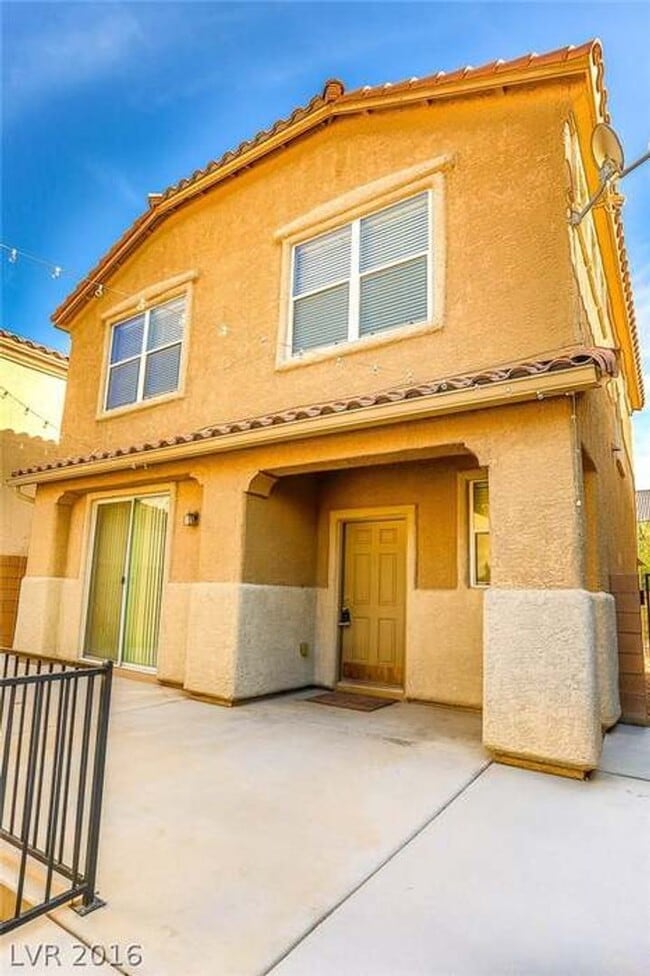Photo - Southwest Three Bedroom Home!!!