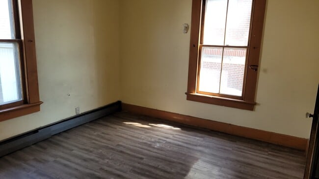 Photo - 743 Stanley St Unit First Floor
