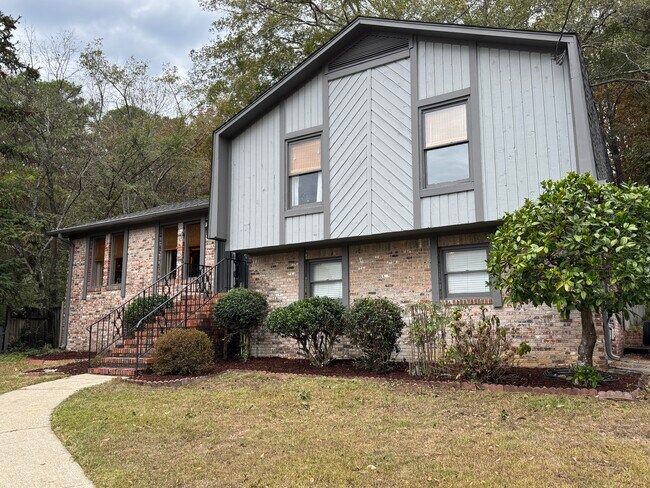Photo - 409 Crosscreek Cir