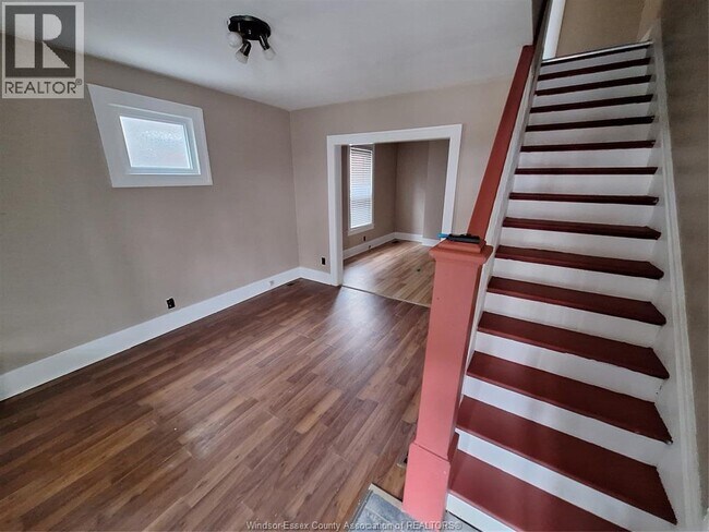 Photo - 3219 Linwood Pl