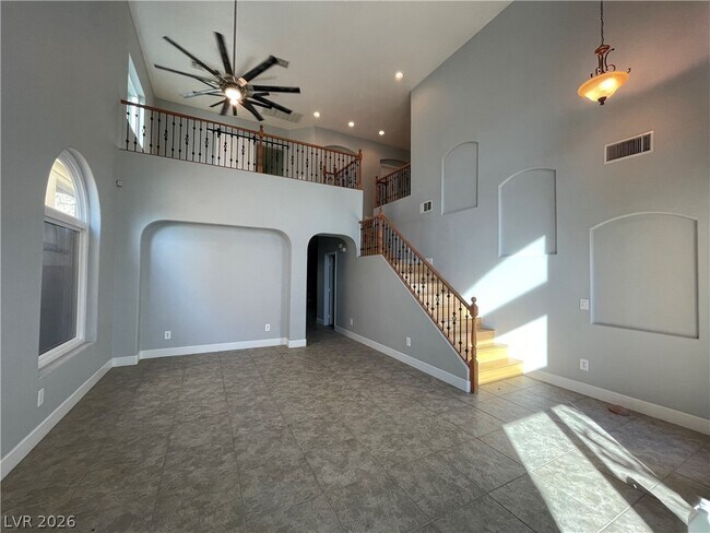 Photo - 4049 Bennett Mountain St