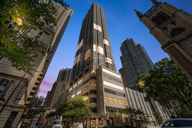 Photo - 30 E Huron St Unit 2710