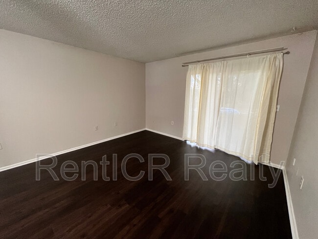 Photo - 4330 Tartan Ave