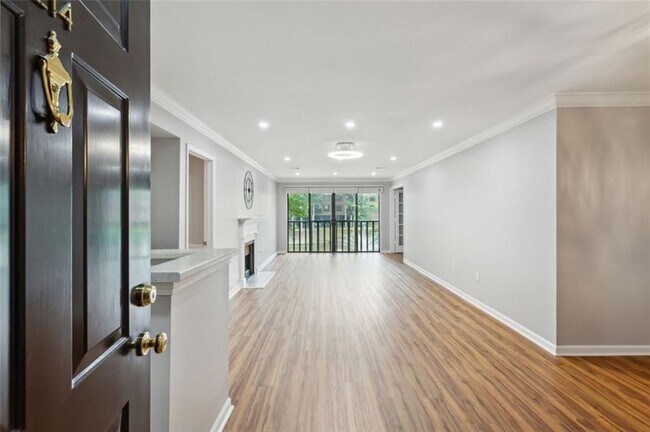 Photo - 23214 Plantation Dr NE