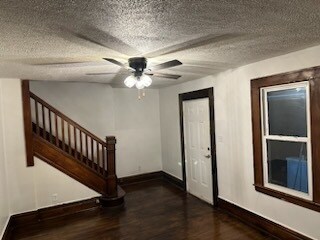 Photo - 2662 Chesterfield Ave