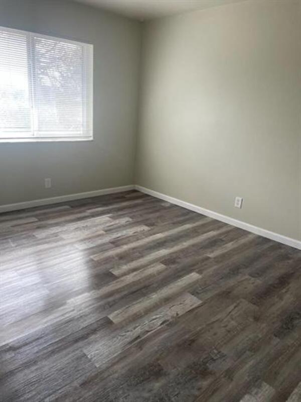 Photo - 4725 Madison Ave Unidad Indianapolis, IN 46227