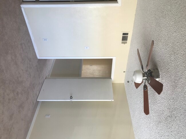 Photo - 2742 St George Pl
