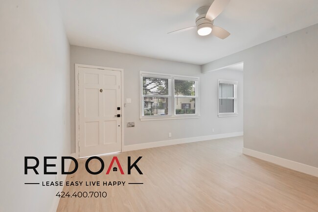 Recently Renovated One Bedroom Walk-Up wit... - Recently Renovated One Bedroom Walk-Up wit... Unidad 3 Rental