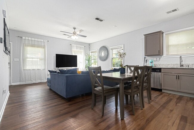 Photo - 1141 Moton Ave SW