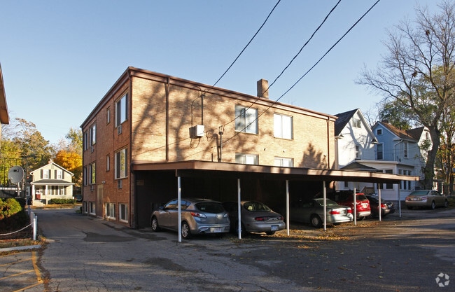 420 Hill St