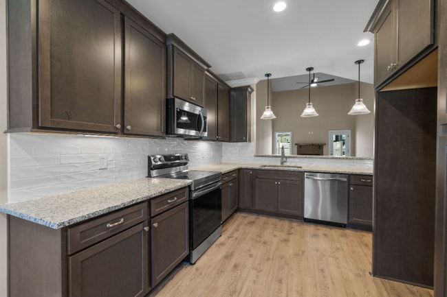 Photo - 1908 Gracie Bug Lp