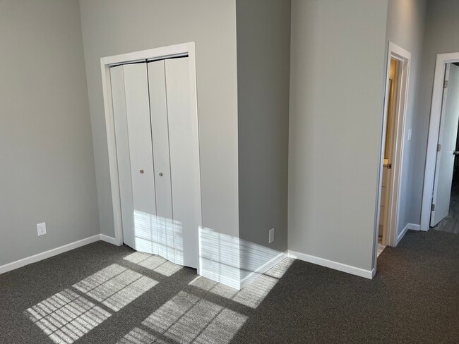 Photo - 900 NE Acc Rd