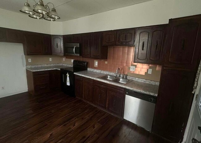 Photo - 1434 Avenue D