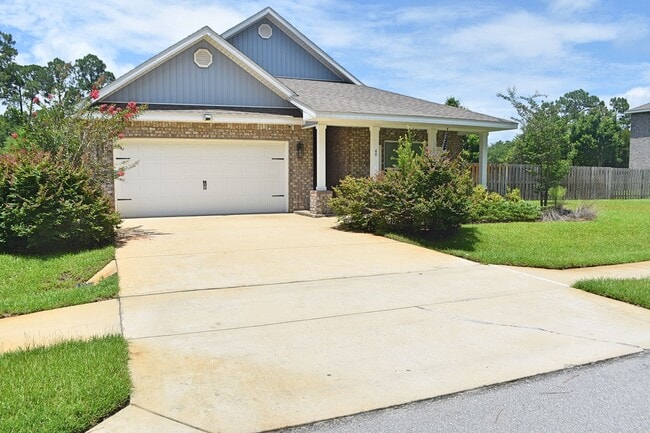 Photo - Almost New Four Bedroom in Marina Village