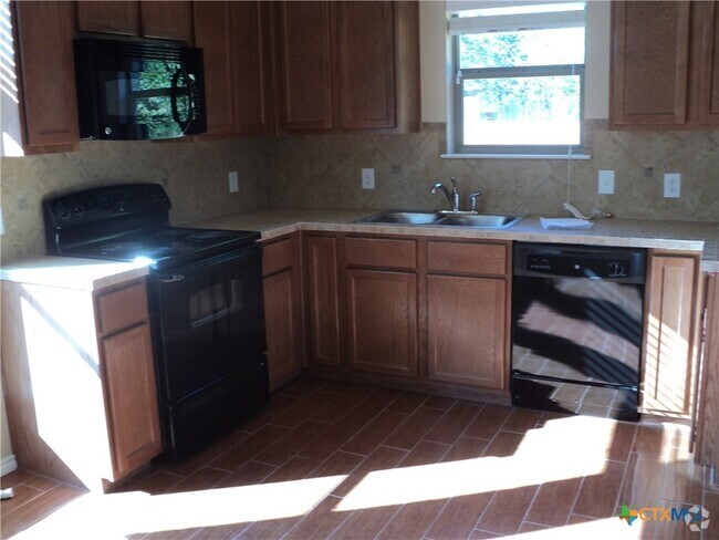 Building Photo - 1105 Brown Rock Dr Rental