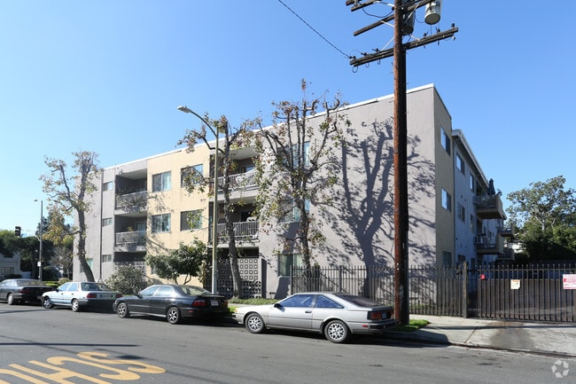 Photo - Riverside Regency