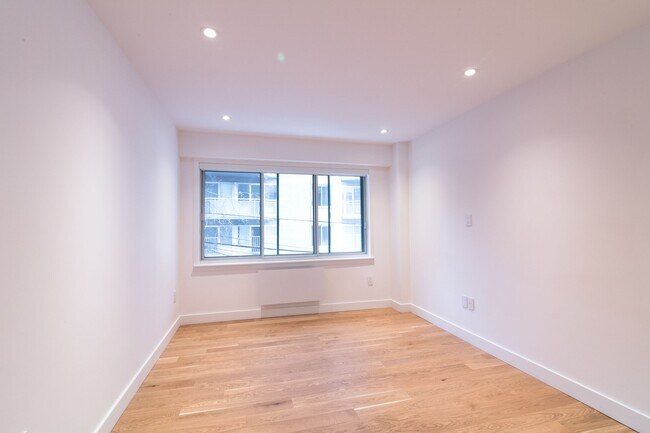 Photo - 3455 Rue Aylmer Unit 209