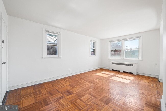 Photo - 1115 E Upsal St