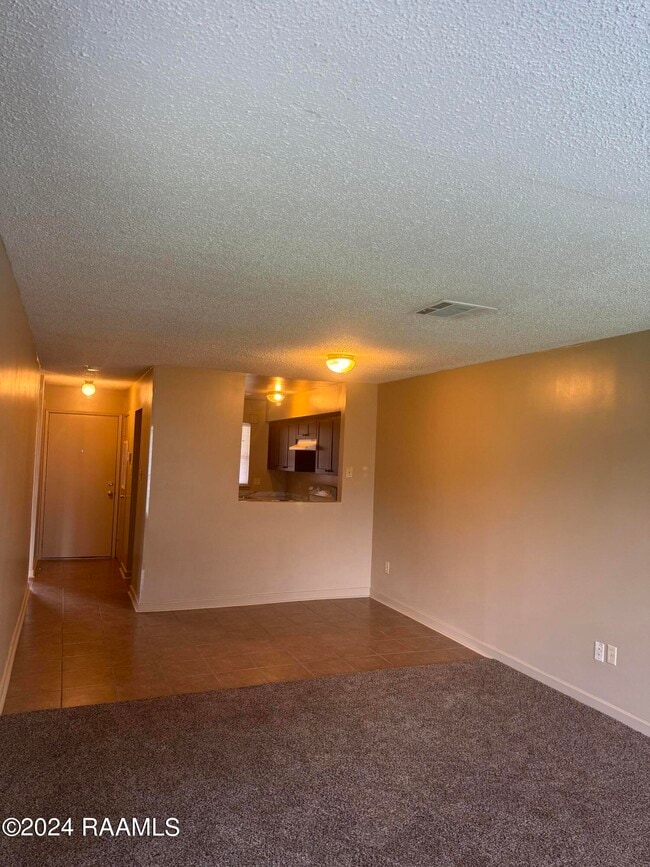 Building Photo - 506 Grand Pré Boulevard